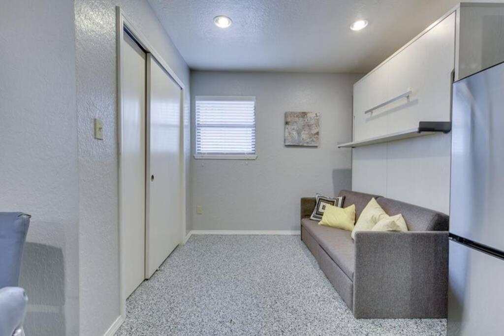 Near To Ouhsc Hospitals-Garage Studio Oklahoma City Extérieur photo